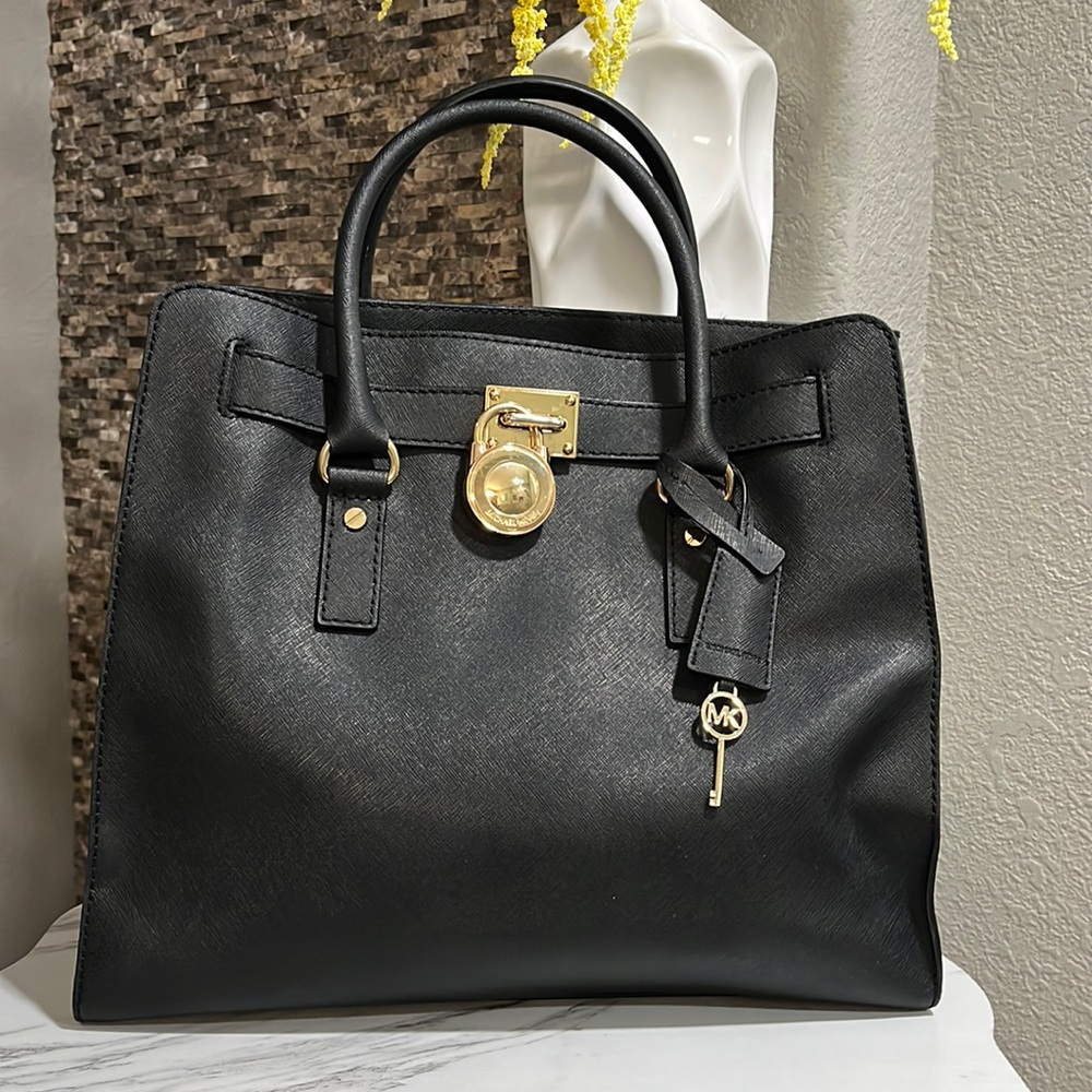 • Black Michael Kors Hamilton Leather Tote - Picture 5 of 17